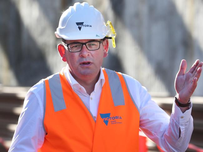 MELBOURNE, AUSTRALIA - NewsWire Photos, FEBRUARY 22, 2022. The Victorian Premier, Daniel Andrews and the Minister for Transport Infrastructure, Jacinta Allan, hold a press conference at the Metro Tunnel project in Melbourne. : NCA NewsWire / David Crosling POOL via NCA NewsWire