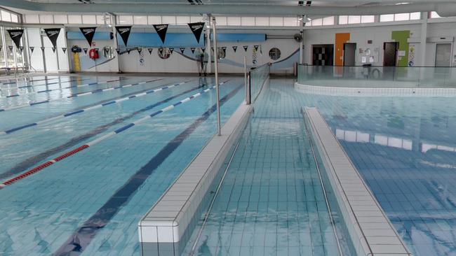 Collingwood Leisure Centre advised to install pool barrier to keep kids ...