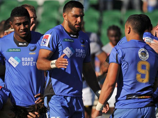 (FILES) This file photo taken on April 9, 2017 shows Western Force players leaving the field following their Super Rugby match against South Africa’s Kings in Perth. Western Force on August 23, 2017 won the right to appeal their axing from Super Rugby, as the Australian Rugby Union rejected a major cash injection from a mining magnate to keep the club in the competition. / AFP PHOTO / Greg Wood / --IMAGE RESTRICTED TO EDITORIAL USE - STRICTLY NO COMMERCIAL USE--