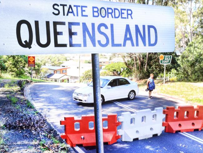 A border declaration pass and proof of not having been in Victoria for the past fortnight will be needed to cross into Qld on Friday. Picture: Scott Powick Newscorp