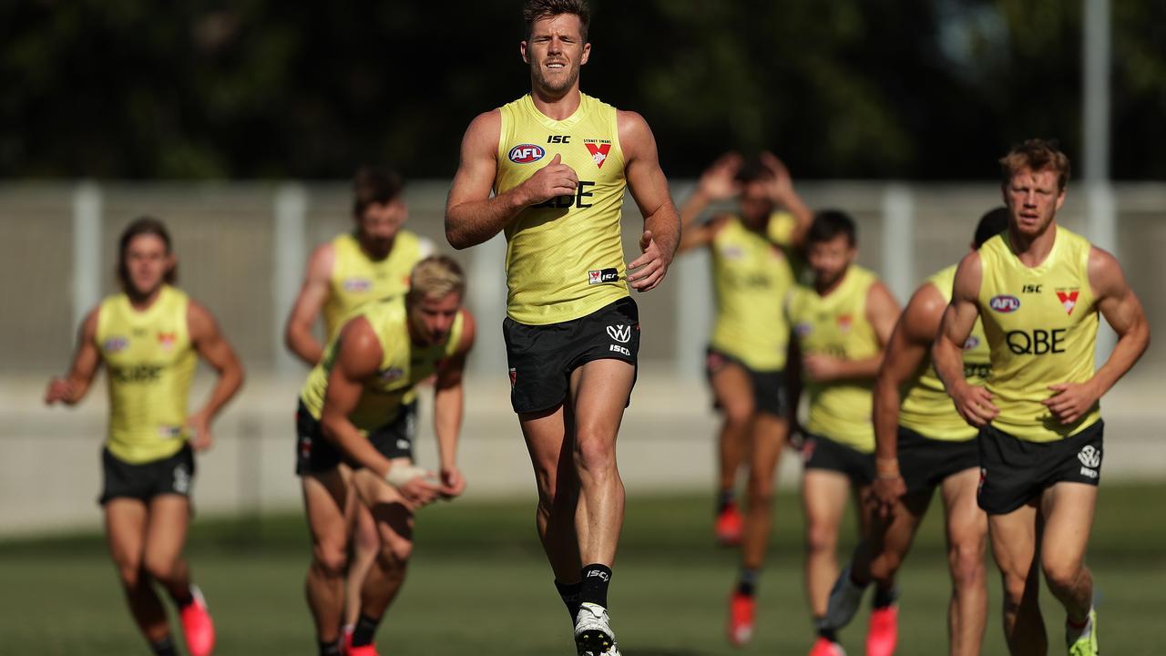 AFL player agents want bigger list sizes in hubs. Photo: Mark Metcalfe/Getty Images.