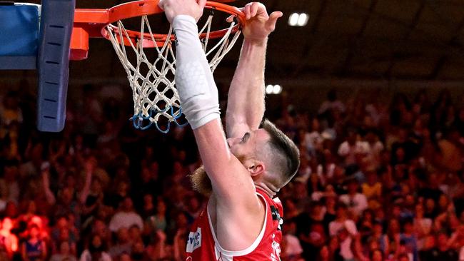 Aron Baynes of the Brisbane Bullets. Photo: Bradley Kanaris/Getty Images.