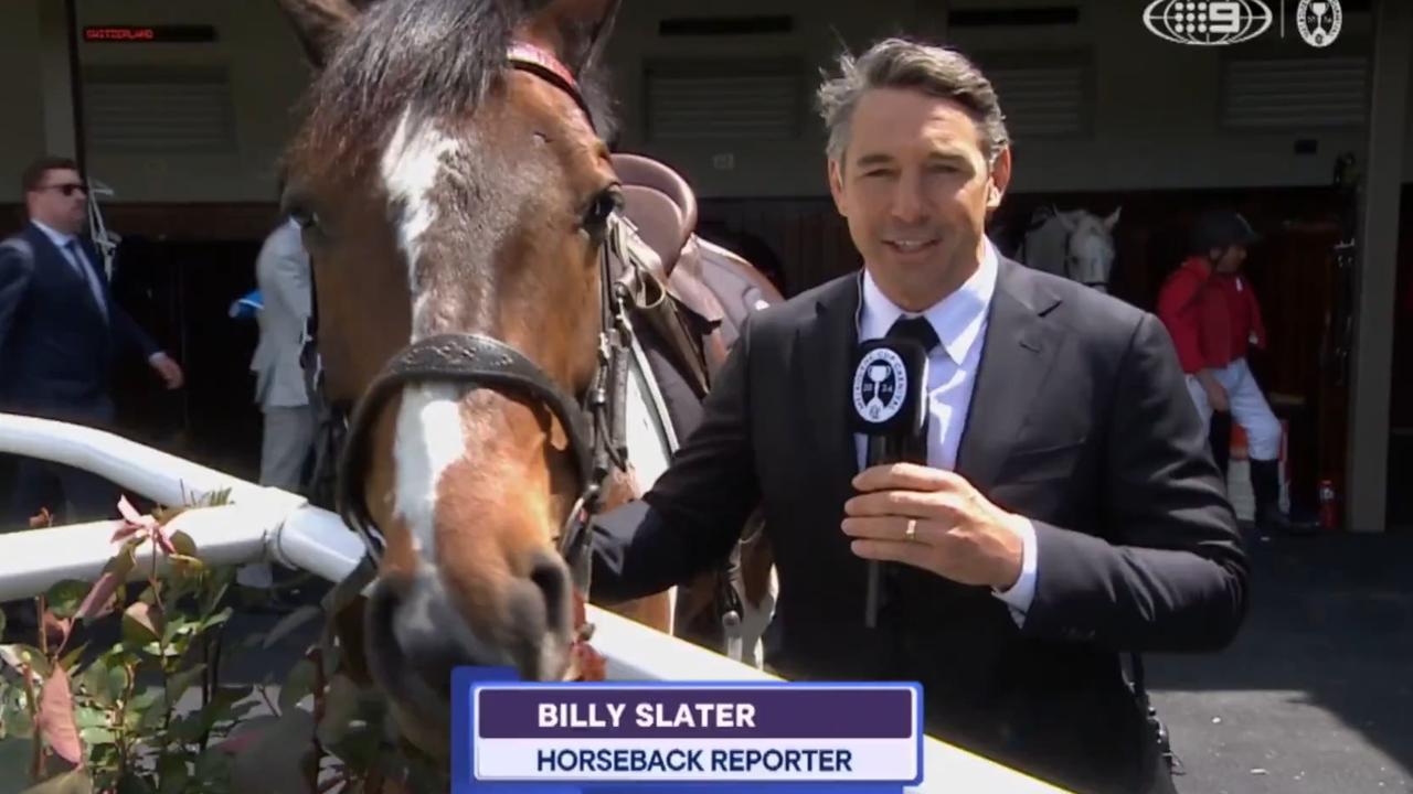 Billy Slater, horseback reporter. Photo: X.