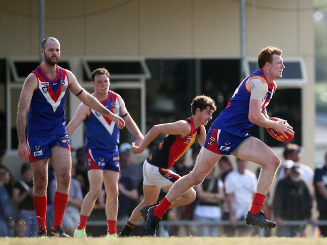 No 24. Andrew Boseley for Sth Barwon. GFL ANZAC Day match: South Barwon v St Joseph's.