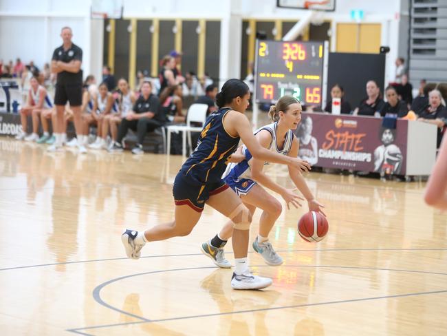 Basketball QLD U18's State Championships 2024 semi-finals day. Div 1 Gold Coast Rollers vs. Logan Thunder. 13 January 2024 Carrara Picture by Richard Gosling