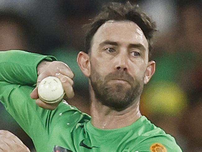 MELBOURNE, AUSTRALIA - JANUARY 06: Glenn Maxwell of the Stars bowls during the BBL match between Melbourne Stars and Sydney Sixers at Melbourne Cricket Ground, on January 06, 2024, in Melbourne, Australia. (Photo by Daniel Pockett/Getty Images)