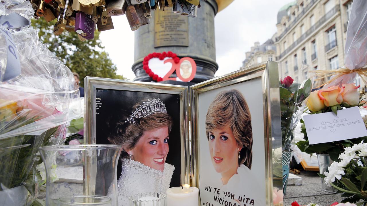 Messages paying homage to Diana on the 20th anniversary of her death in Paris. Picture: Thierry Chesnot