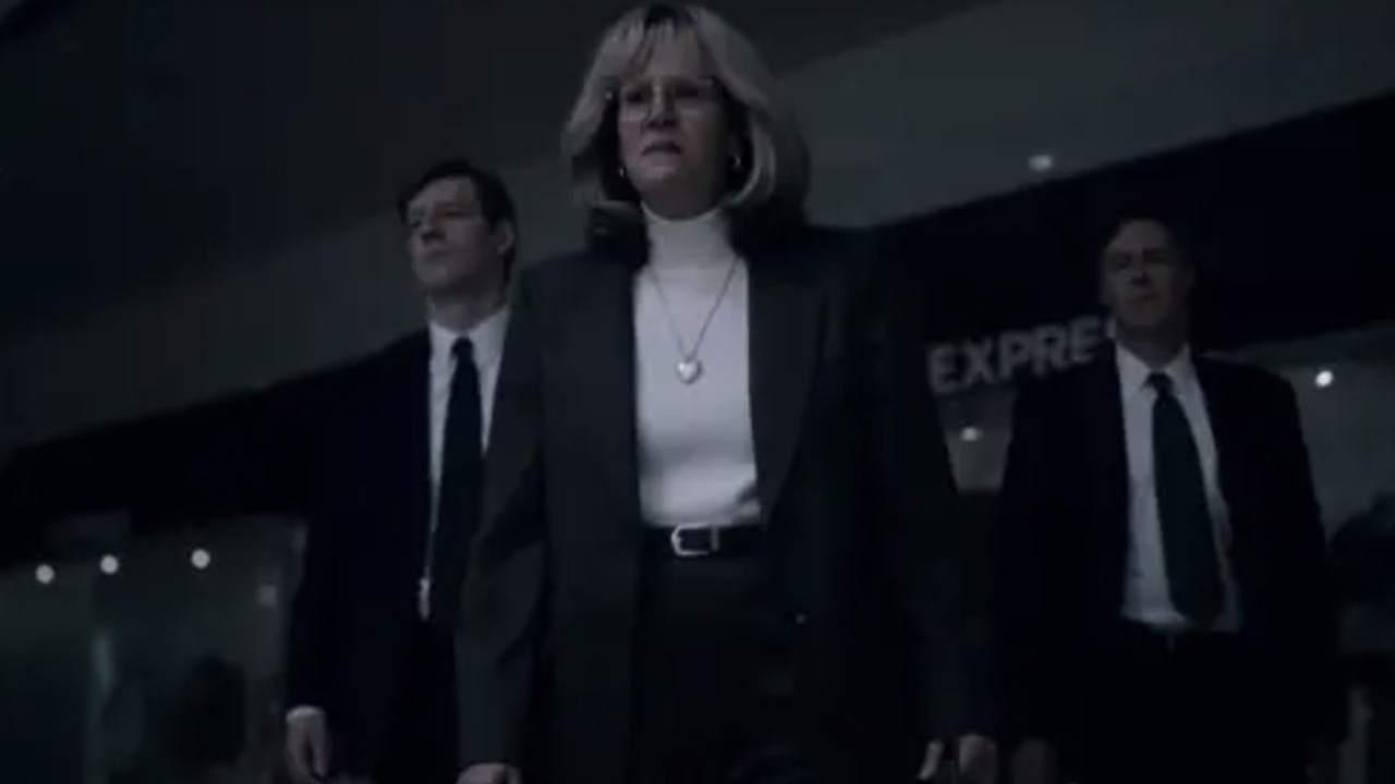 Sarah Paulson regrets wearing a fat suit to portray Linda Tripp in ...