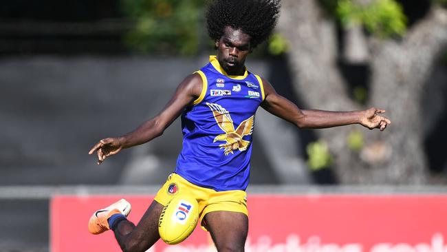 Wanderers wingman Dray Thompson has been rewarded for a consistent season with the Round 16 NT News Rising Star nomination. Picture: Felicity Elliott/AFLNT Media