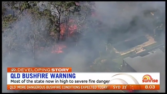 Residents warned as bushfire flares up (7 News)