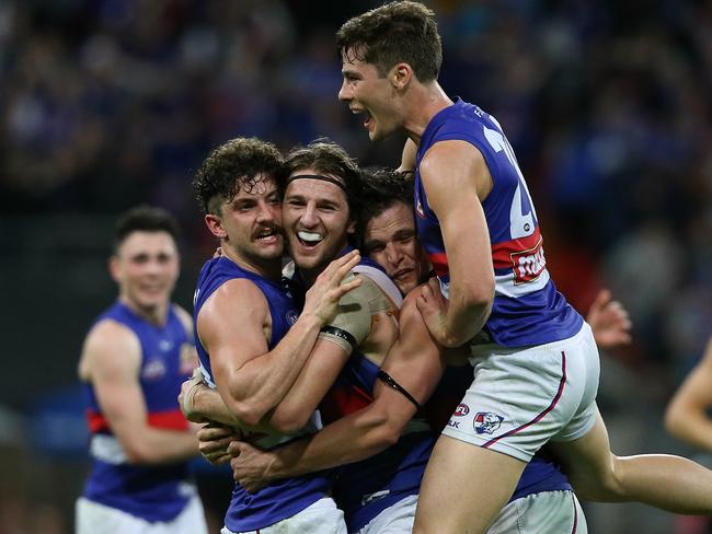 Bulldogs v GWS Tom Liberatore & Marcus Bontempelli Clay Smith & Josh Dunkley on the siren Picture:Wayne Ludbey