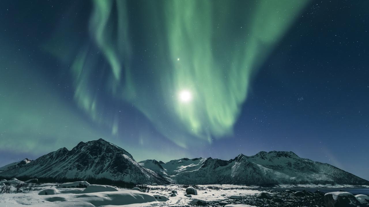 I visited three countries in one night to see the Northern Lights