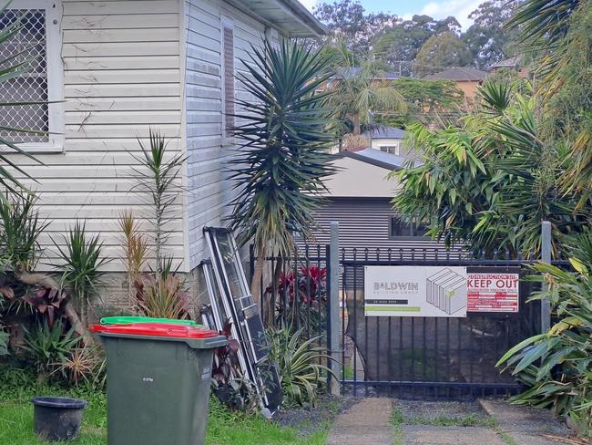 The gate and shed at the side 62 Azalea Avenue Coffs Harbour the alleged site of a kidnapping and assault on December 30 2022.