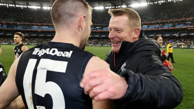 MELBOURNE, AUSTRALIA – September 8, 2023. AFL. 1st Elimination Final. Michael Voss, senior coach of Carlton hugs Sam Docherty after the elimination final between Carlton and Sydney Swans at the MCG in Melbourne, Australia. Photo by Michael Klein.