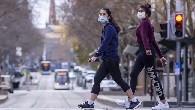 It’s now compulsory to wear masks in Melbourne. Picture: NCA NewsWire / Wayne Taylor