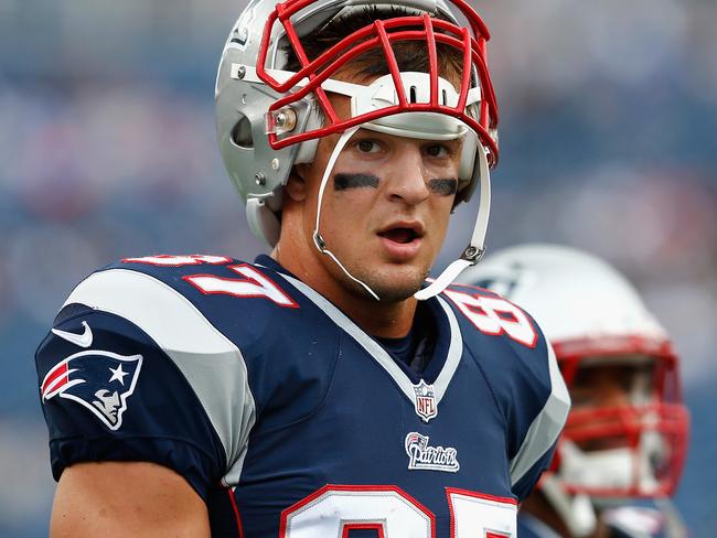 Gronk spike!
