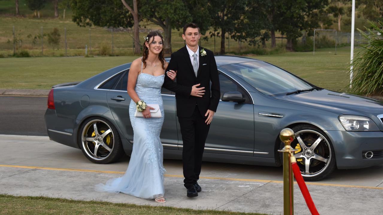 Stefan Bailey and Emma Clifford – Cooloola Christian College formal 2022