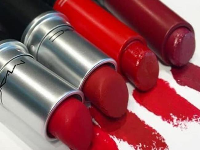 Thousands of makeup fans were left disappointed by MAC's free lipstick giveaway.