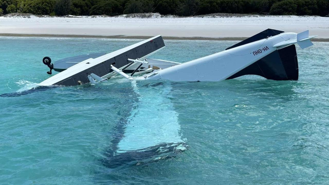 ATSB investigating sea plane crash off world-famous Qld beach