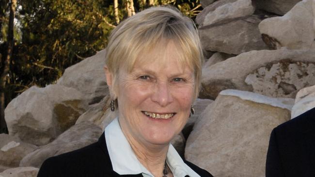 Councillor Elaine Malicki.
