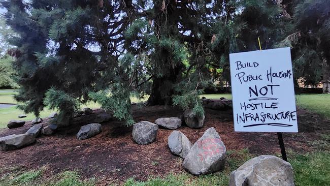 Grassroots Action Network Tasmania protested after the City of Hobart staff moved boulders under trees, which prevented homeless people from pitching their tents. Image: Grassroots Action Network Tasmania.