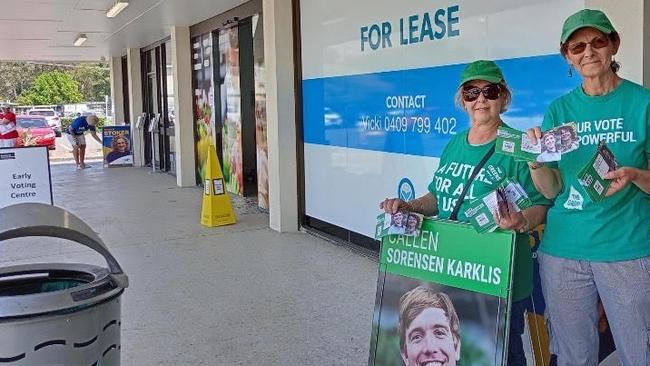 Volunteers at Birkdale Village Shopping Centre. Picture: Contributed