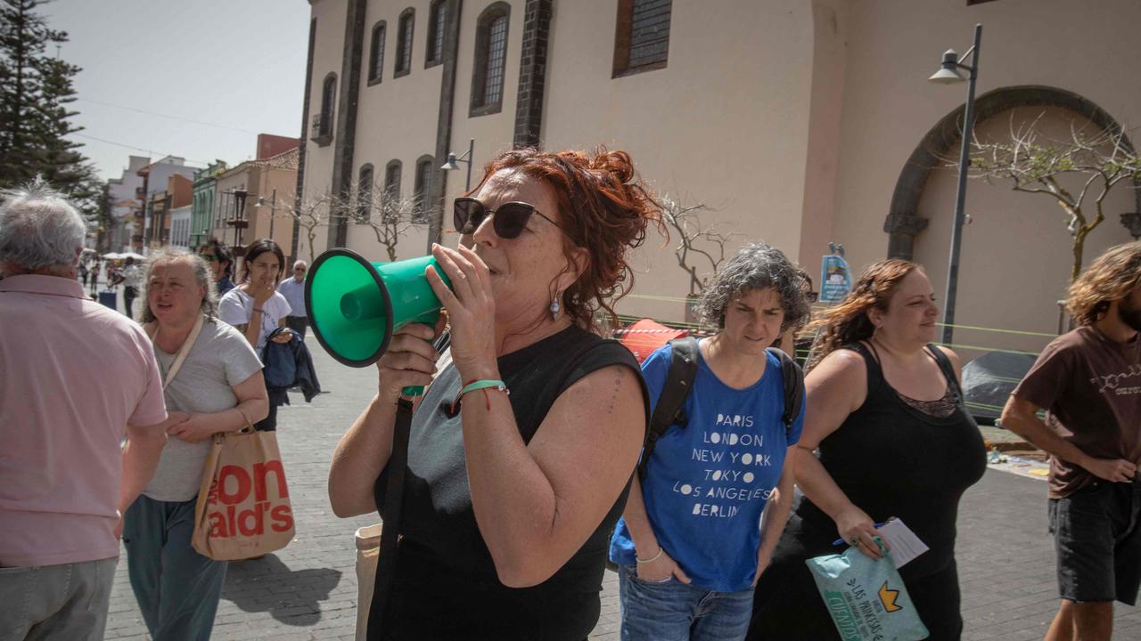 Members of the 'Canaria se agota' ('Canaria is exhausted') movement take part in a protest. Picture: DESIREE MARTIN / AFP.