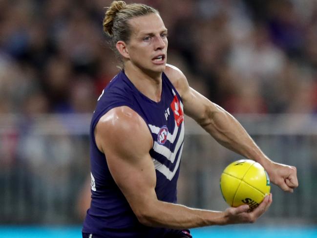 Nat Fyfe of the Dockers during the Round 8 AFL match between the Fremantle Dockers and the St Kilda Saints at Optus Stadium in Perth, Saturday, May 12, 2018. (AAP Image/Richard Wainwright) NO ARCHIVING, EDITORIAL USE ONLY