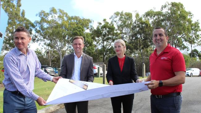 Bowman MP Andrew Laming, Deputy Premier and Health Minister Steven Miles and Labor MPs Kim Richards and Don Brown at the hospital. Picture: Marcel Baum