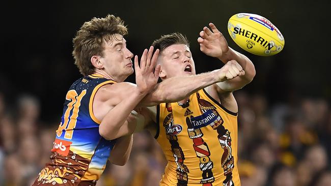 Harris Andrews spoils Mitchell Lewis. Picture: Getty Images