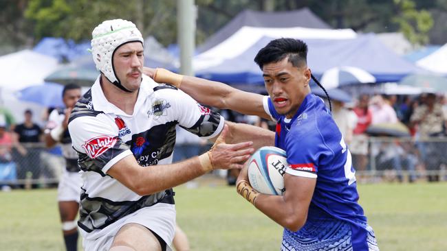 L to R: Nicholas Bett for Barbarians and Na'oia'ehanisi Tofaeono for NSW Samoa. Picture: John Appleyard