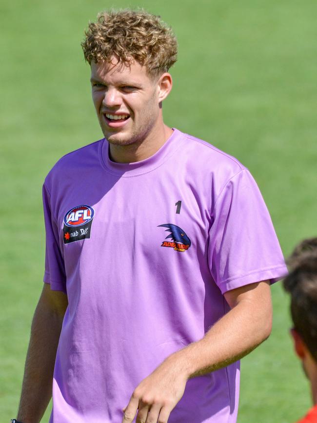 Hinge as a runner for the Crows in the trial match. Picture: Brenton Edwards