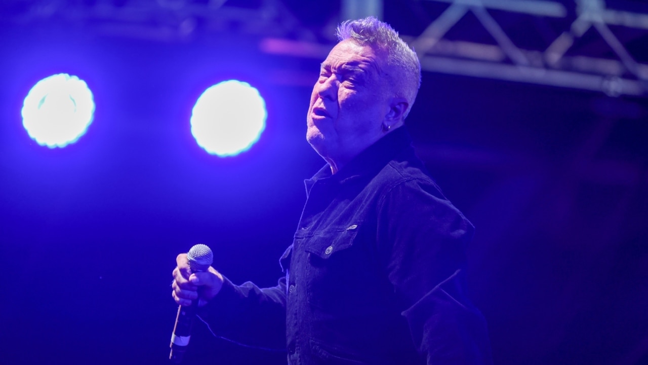 Jimmy Barnes successfully undergoes heart surgery