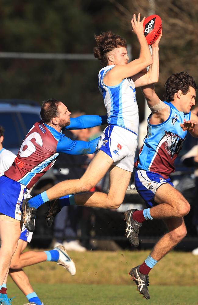 Football BFL: Modewarre v Barwon Heads Barwon Heads 20 Oliver Wiltshire marks Picture: Mark Wilson