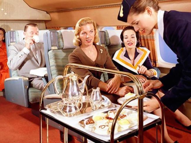 MB59KR AIR TRAVEL IN 1950s. Picture: Alamy