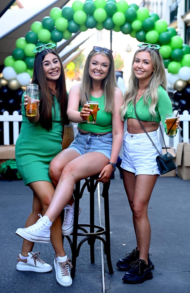 Over 21,000 Irish citizens were granted working holiday visas in Australia in the 12 months leading up to July 2023, making it the highest recorded number in over 16 years. St Patrick’s Day The Rocks in Sydney. Picture: NCA NewsWire / Jeremy Piper