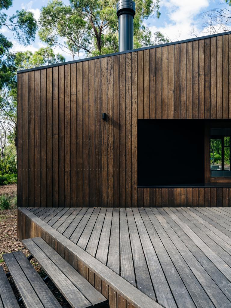 Killora Bay holiday home, Bruny Island, Tasmania. Designed by Lara Maeseele in association with Tanner Architects. Builder: Tim Watson + Driftwood Workshop. A shortlisted entry in the Tasmanian Architecture Awards. Photo by Adam Gibson.