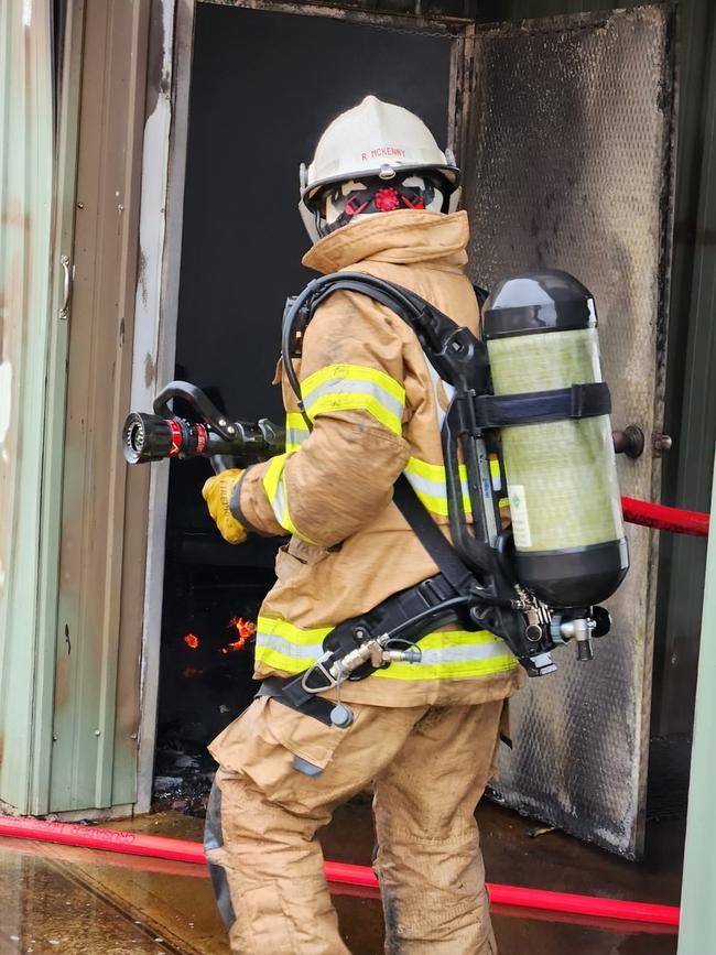 CFS crews responding to a structure fire at Wild Dog Valley (Naracoorte) on Christmas Day. Picture: Country Fire Service.