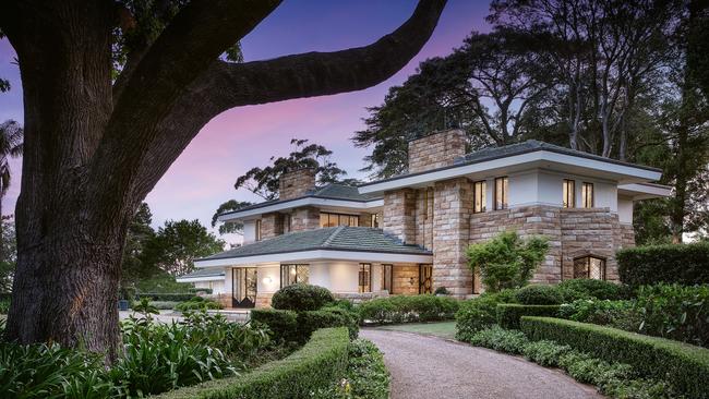 The house at 29 Telegraph Rd, Pymble.