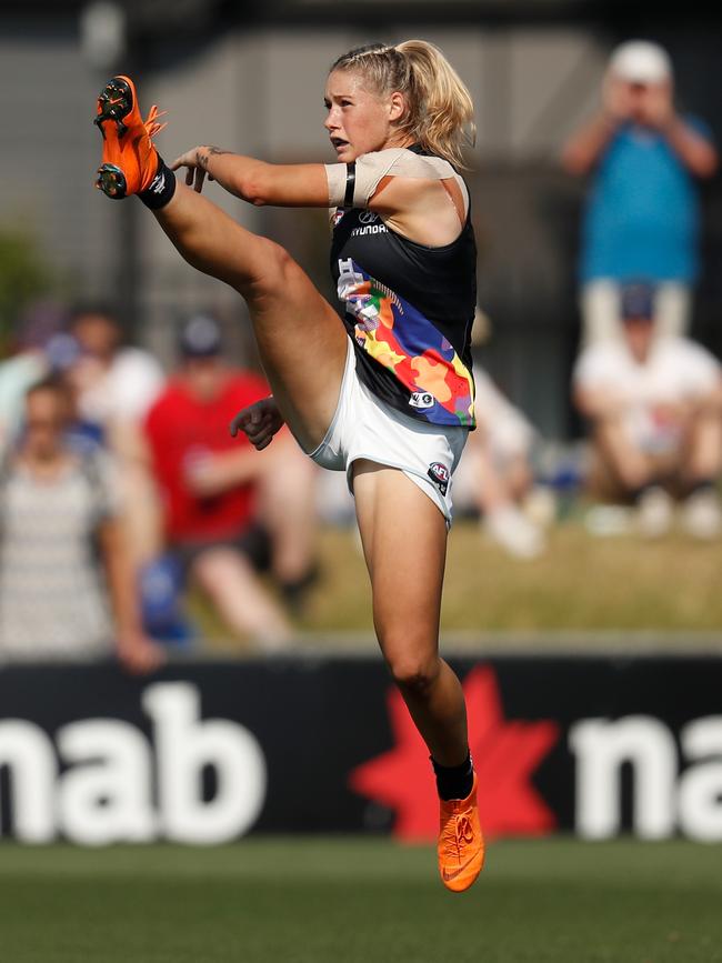 The now famous photo of Tayla Harris’ kick. Picture: Michael Willson/AFL Media.