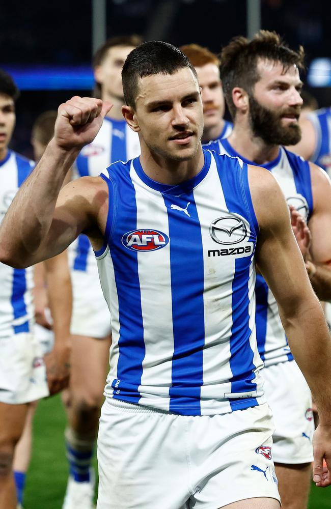 Luke Davies-Uniacke has rebuffed significant interest from other clubs and is set to re-sign with North Melbourne. Picture: Michael Willson/AFL Photos via Getty Images.