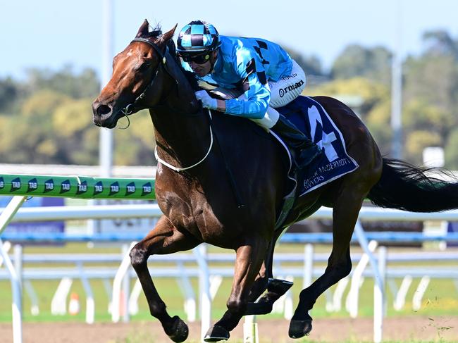 Redford steams away to win on debut for new trainer Stuart Kendrick. Picture: Grant Peters - Trackside Photography