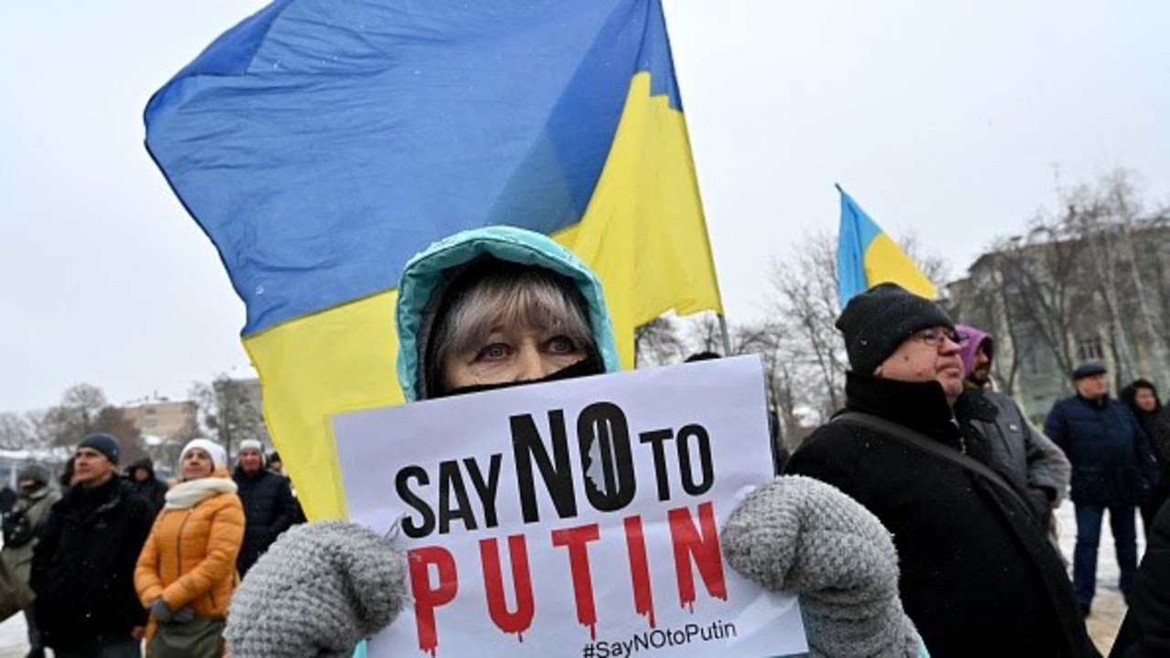 Ukraine has been 'left alone’ in fight against Russia