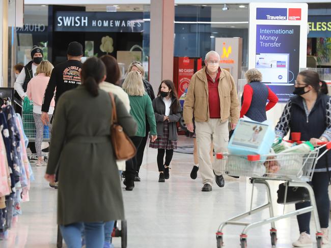 ADELAIDE, AUSTRALIA - NewsWire Photos JULY 28, 2021: At Westfield West Lakes, shoppers out in force, and traffic on Henley Beach Road, Torrensville, after lockdown restrictions in Adelaide were lifted today. Picture: NCA NewsWire / Dean Martin