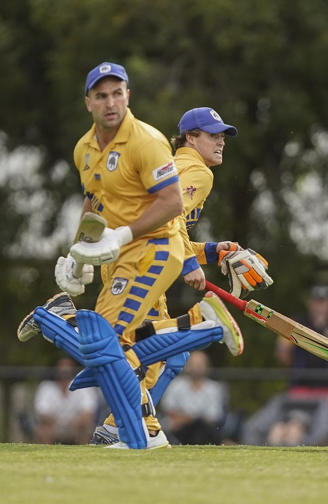 Guy Martyn and Matt Harris in last season’s grand final. Picture: Valeriu Campan