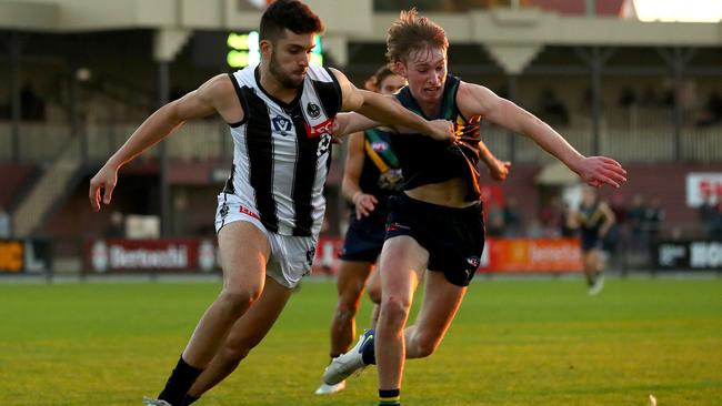 Max Michalanney in action for the NAB AFL Academy against Collingwood. Picture: Getty Images