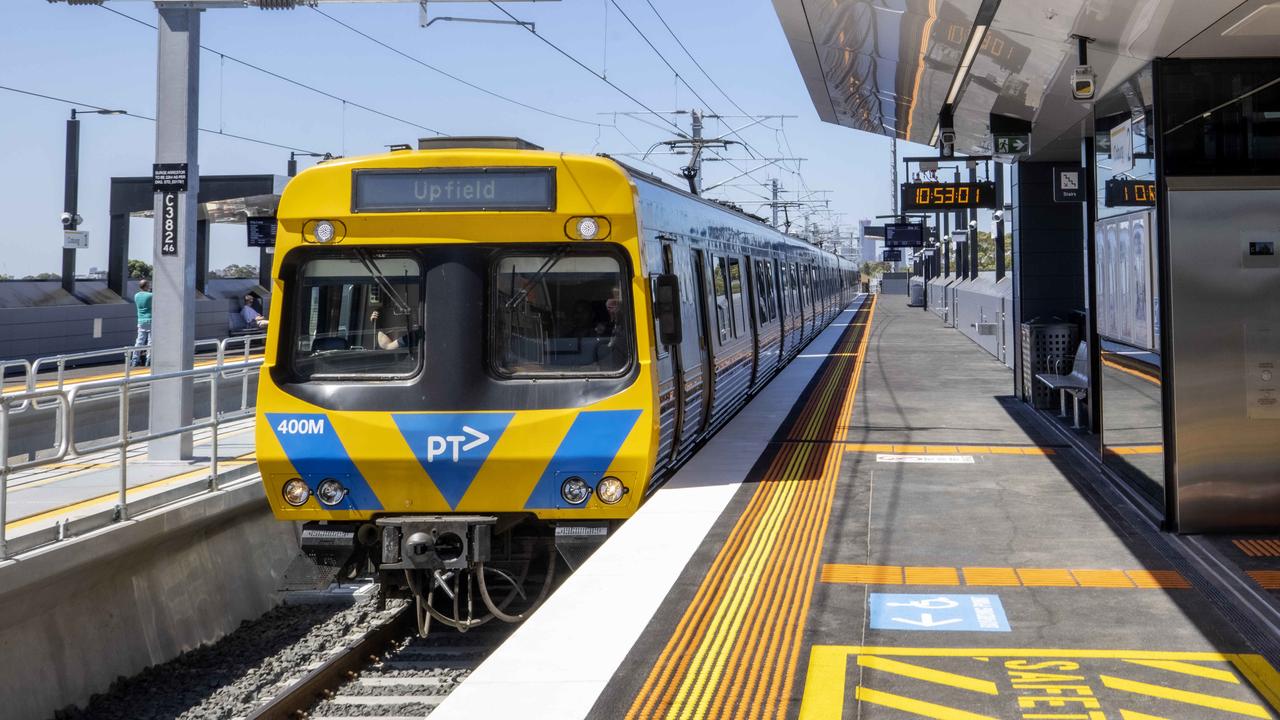 Train chaos hours before AFL finals