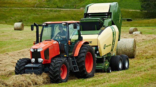 New management system means the Krone baler controls the tractor | The ...