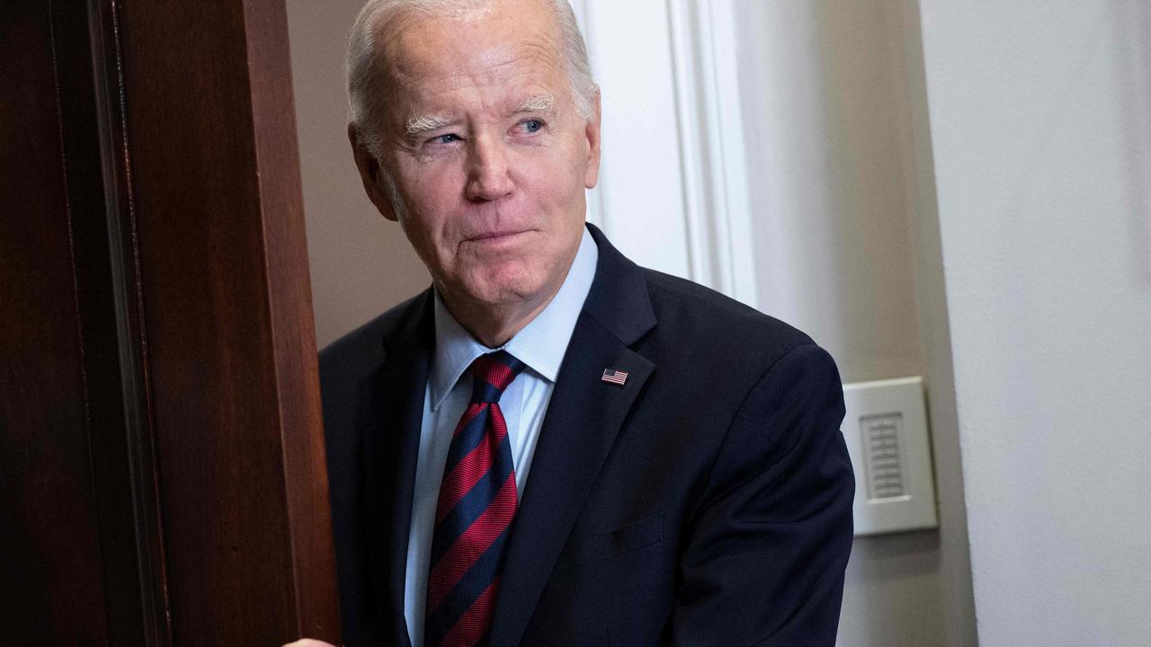 Biden fears US chaos could hit Ukraine aid | The Australian