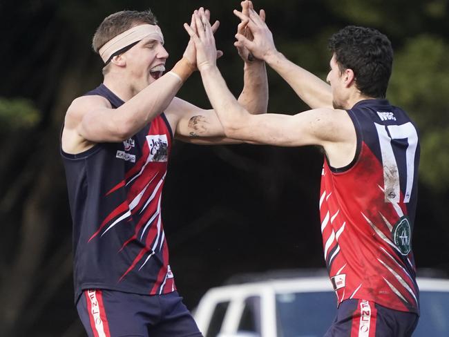 EFL Division 2 2023 footy: Waverley Blues v Boronia. M. Perry (Waverley). Picture: Valeriu Campan